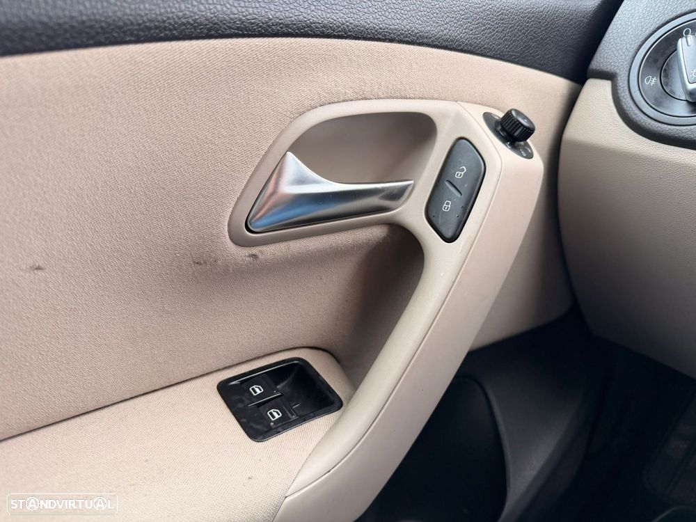 VW Polo 1.2 TDi BlueMotion - 22