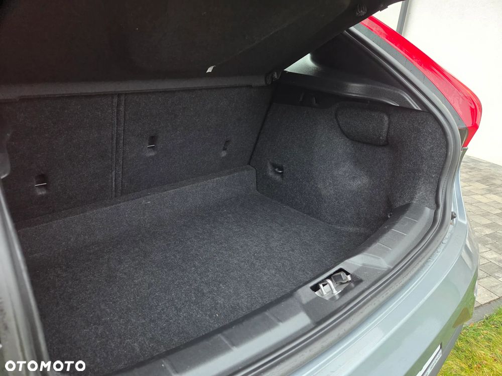 Volvo V40 D3 You - 20