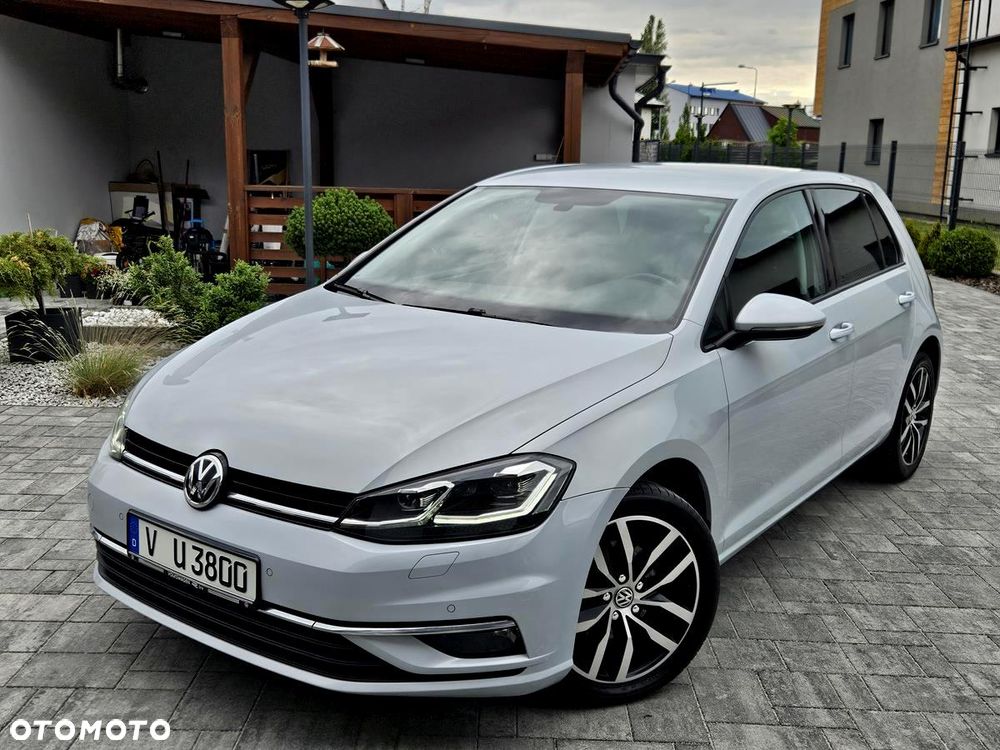 Volkswagen Golf 1.6 TDI SCR Comfortline - 3