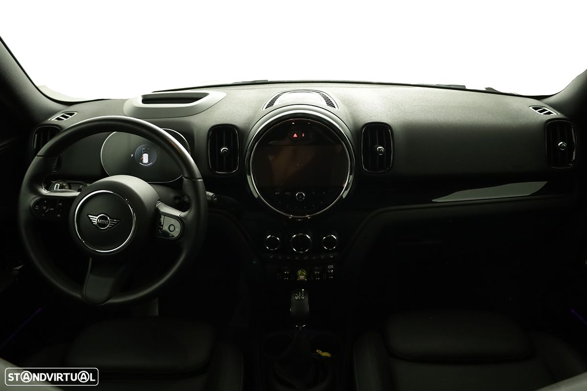 MINI Countryman Cooper SE Premium P. Essential Auto - 8