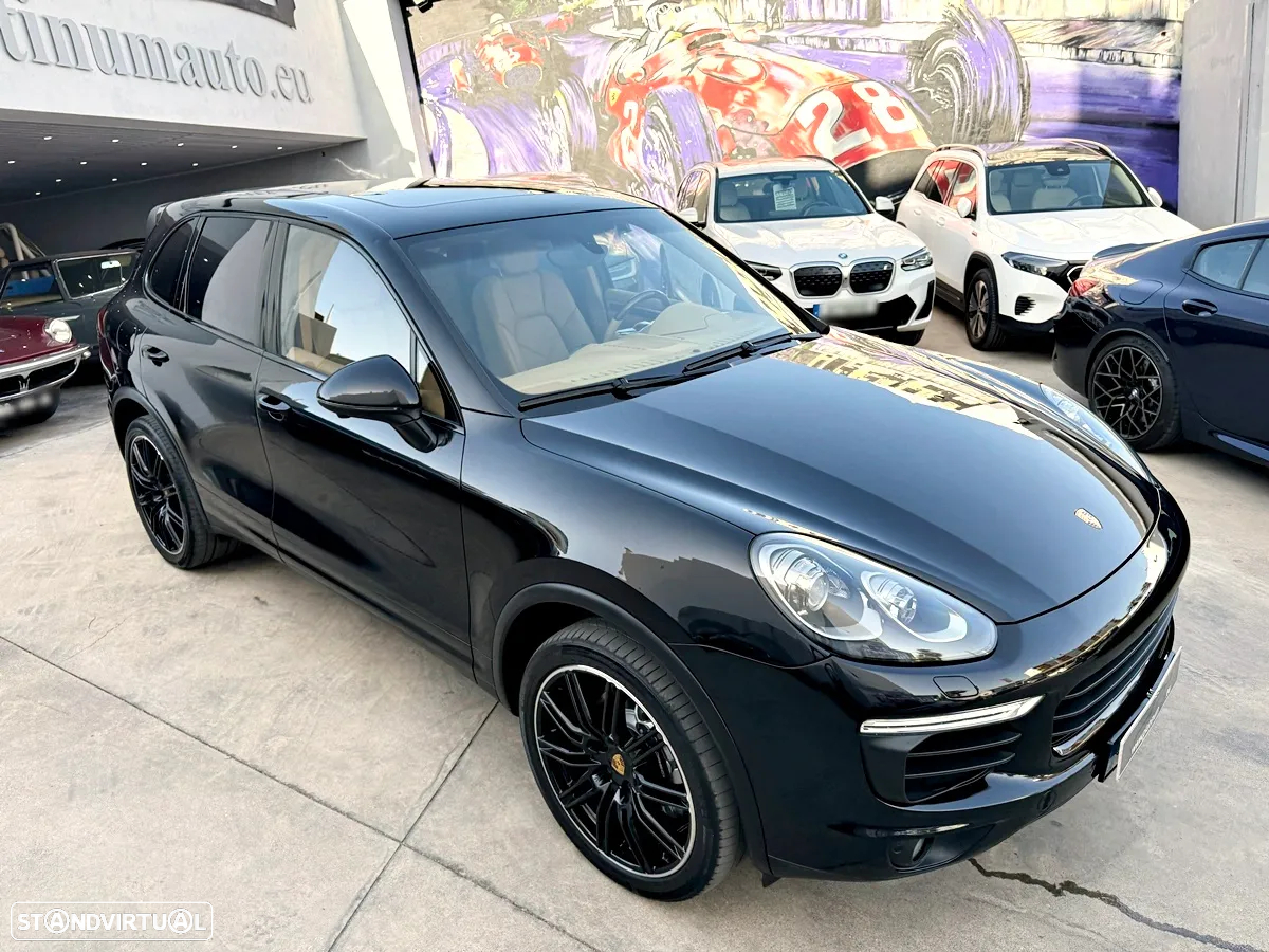 Porsche Cayenne Platinum Edition - 44