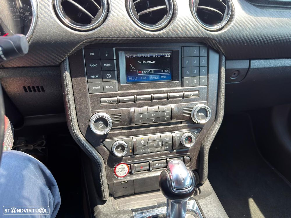 Ford Mustang 5.0 Ti-VCT GT Aut. - 26