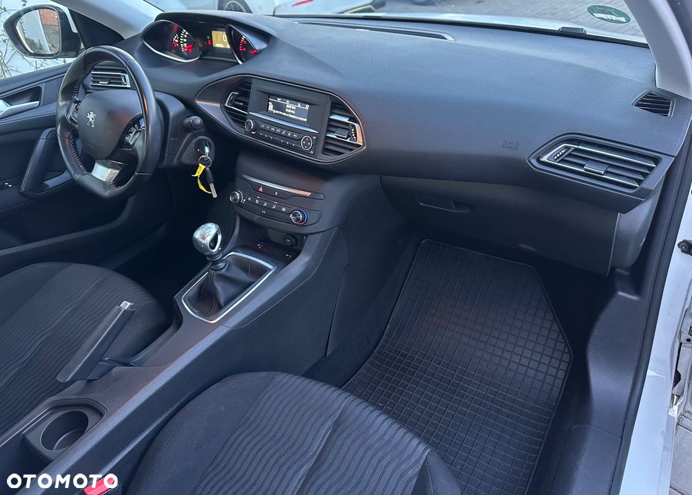 Peugeot 308 BlueHDi 100 Stop & Start Active - 24