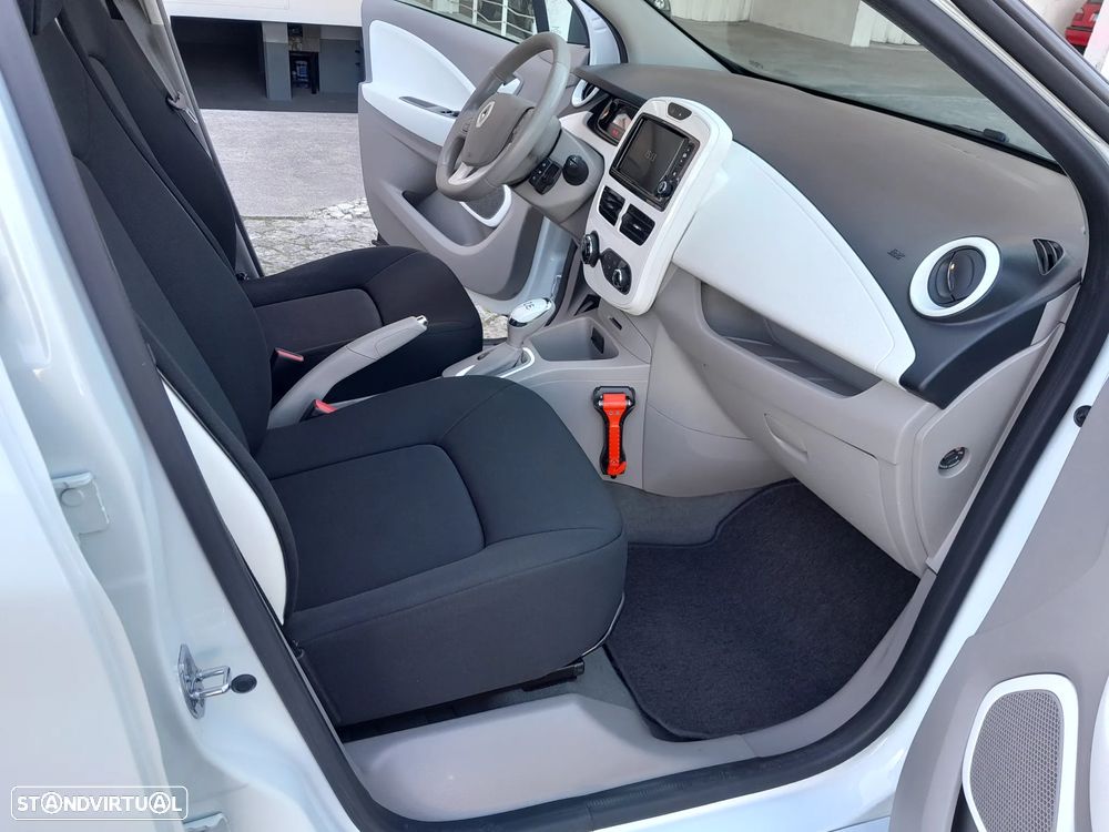 Renault Zoe (c/ Bateria) 41 kwh Life - 18