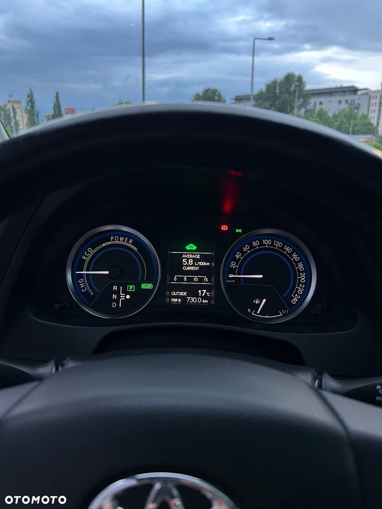 Toyota Auris Hybrid 135 Prestige - 19