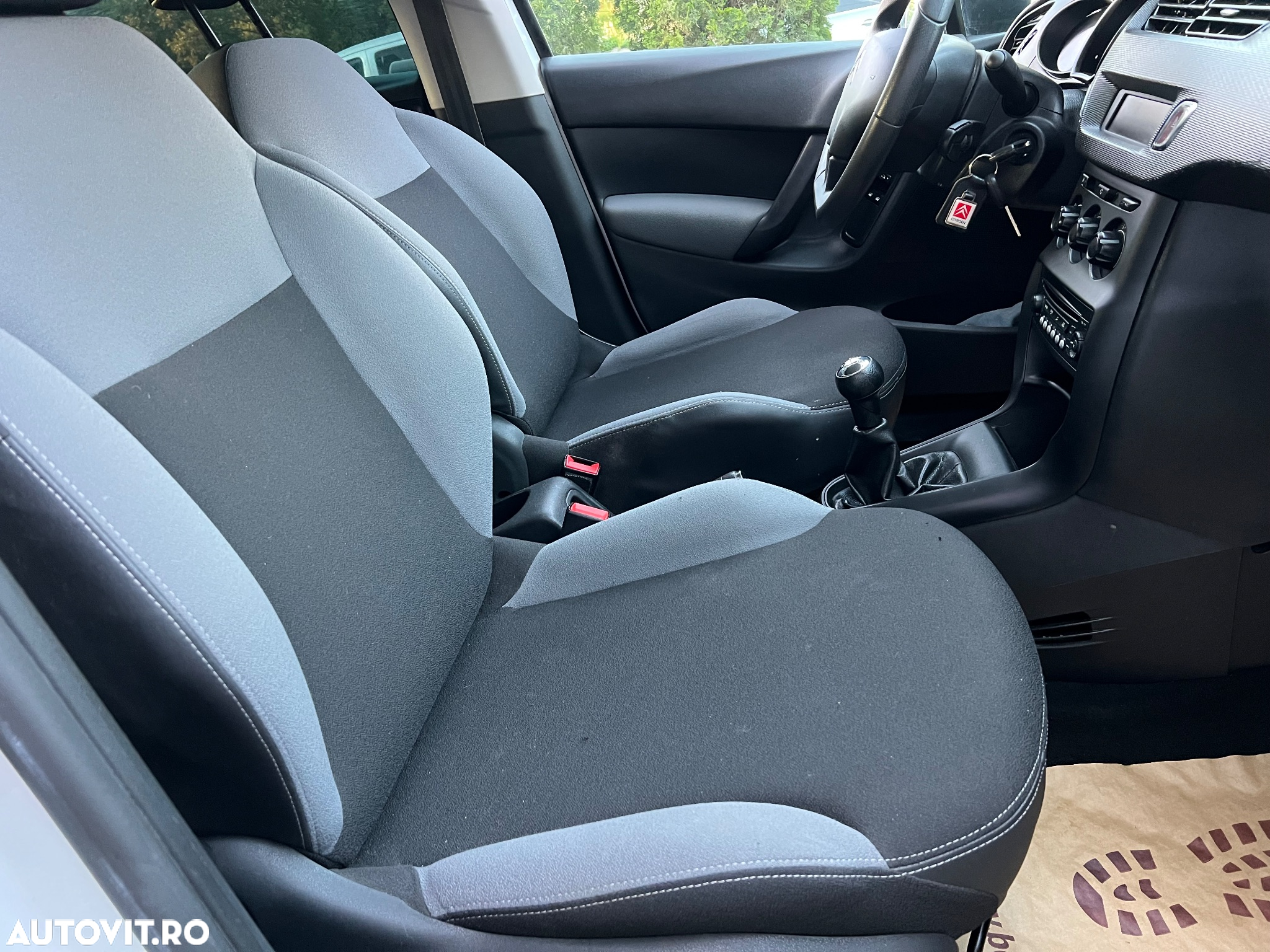 Citroën C3 1.4 HDI Attraction - 4