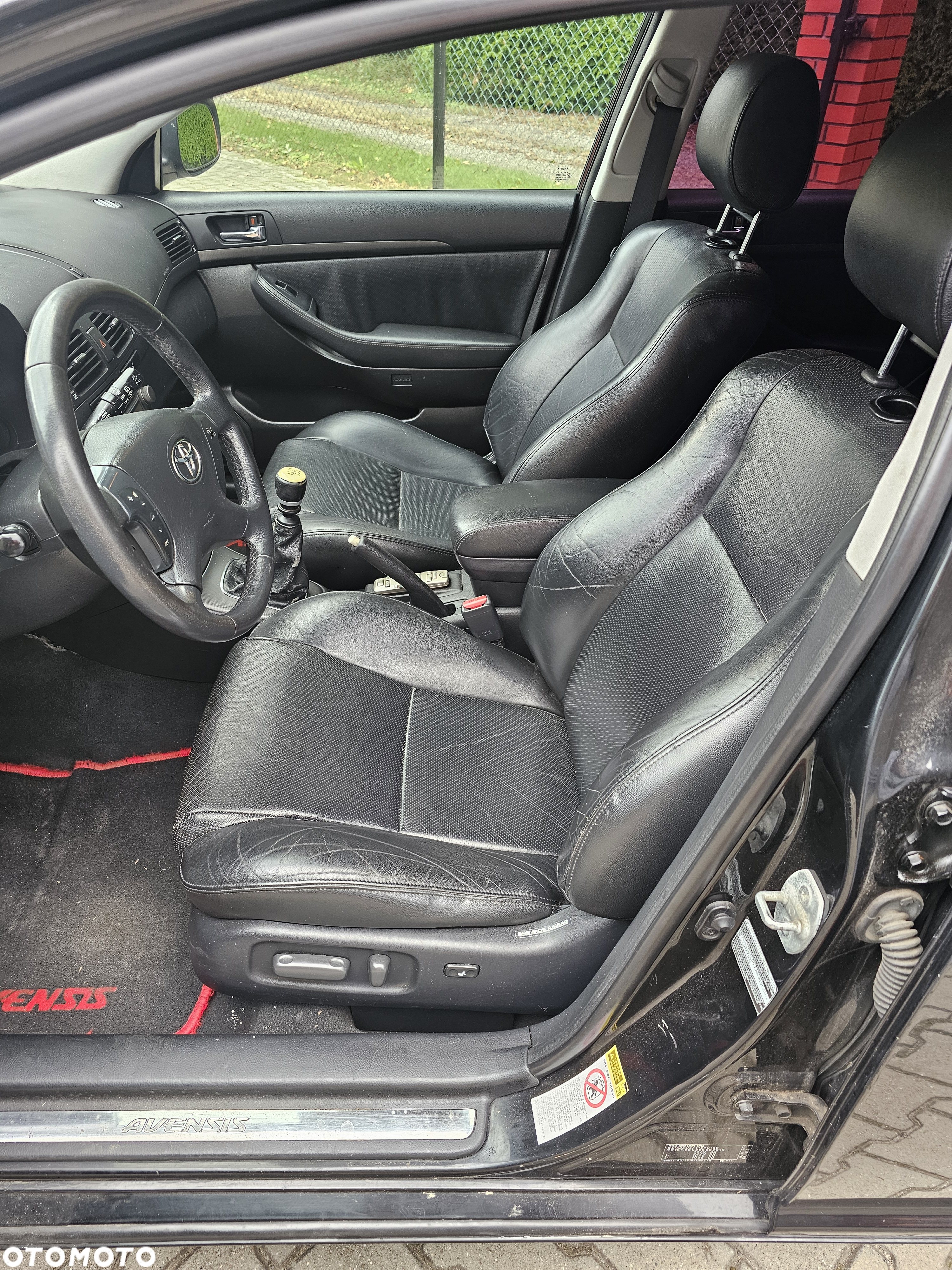 Toyota Avensis 2.2 D-4D Prestige - 6