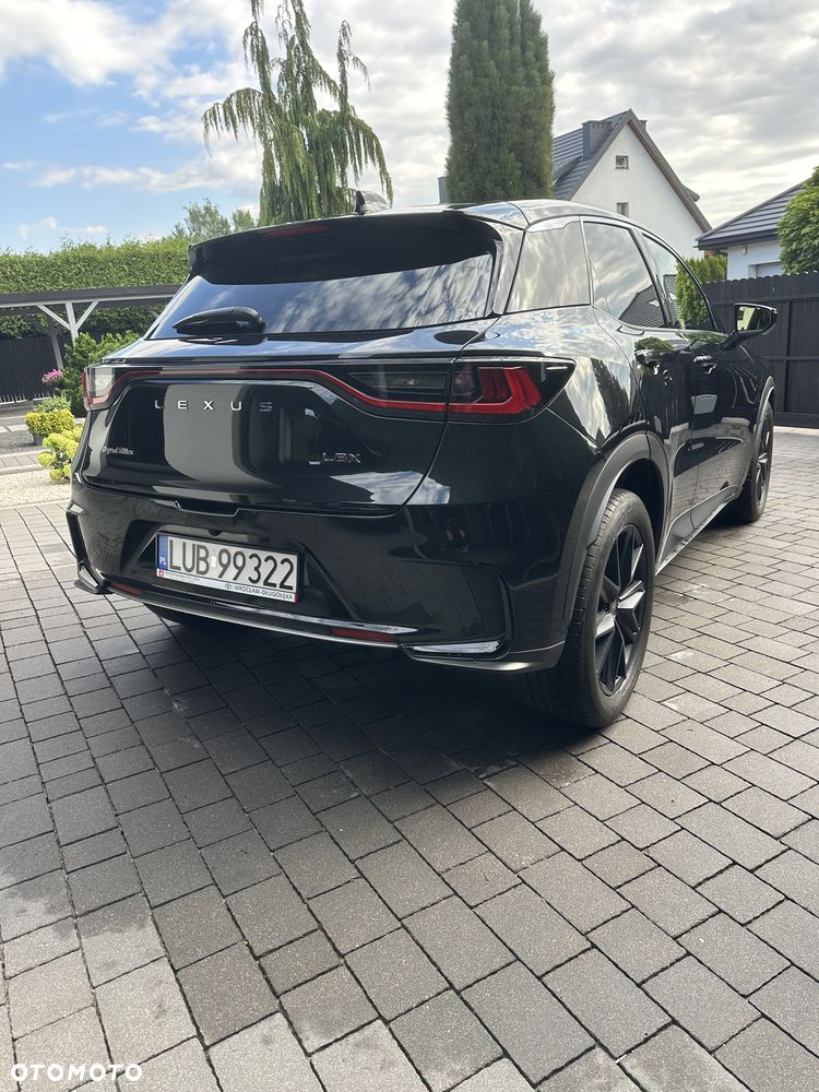 Lexus LBX 1.5 Hybrid Original Edition AWD - 4
