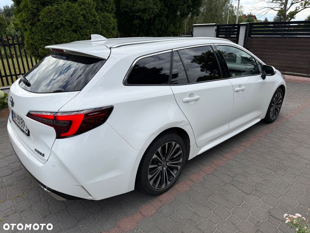Toyota Corolla 1.8 Hybrid Executive - 9