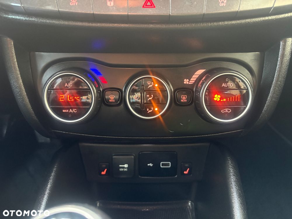 Fiat Tipo 1.4 T-Jet 16v S-Design - 28