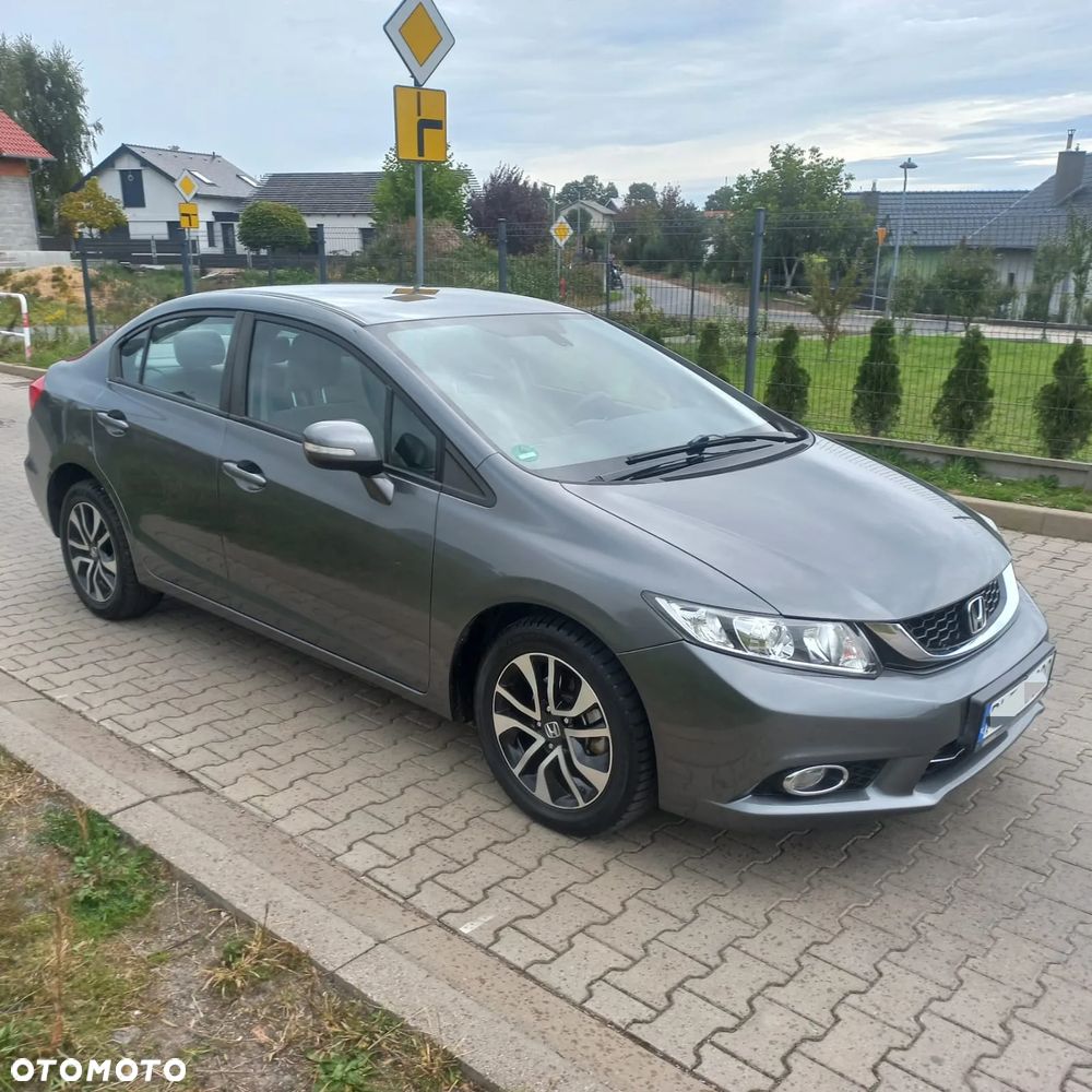 Honda Civic 1.8 i-VTEC Comfort - 1