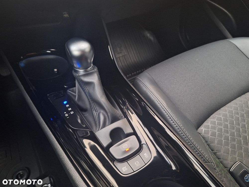 Toyota C-HR 2.0 Hybrid Style - 24