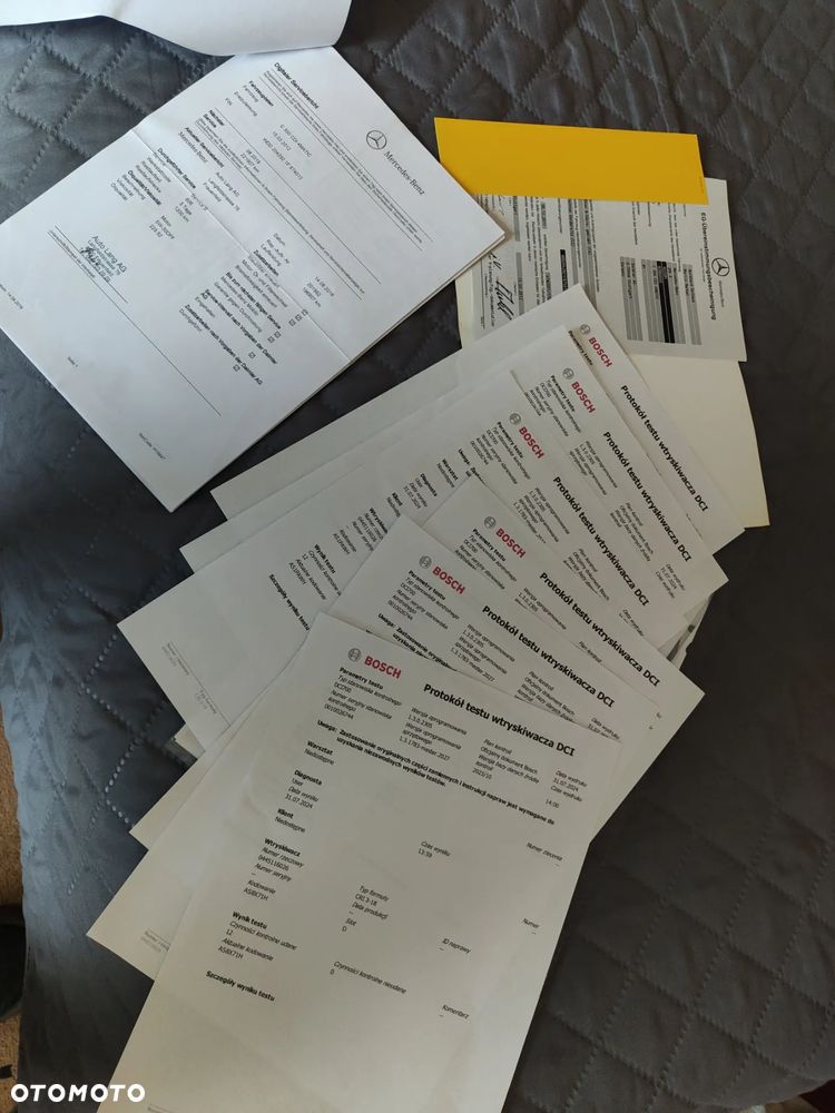 Mercedes-Benz Klasa C 300 CDI BlueEff 4-Matic Avantgarde - 16