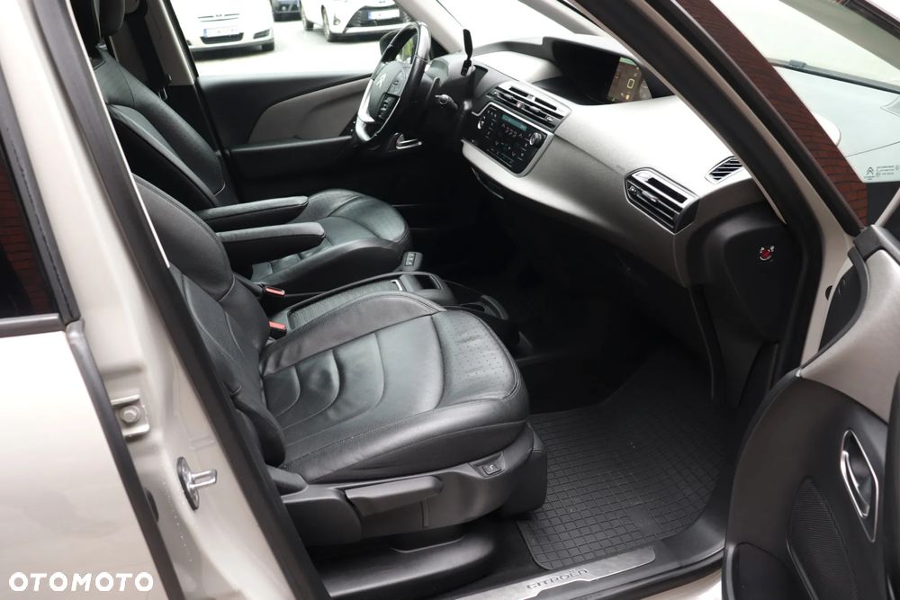 Citroën C4 SpaceTourer Grand 2.0 BlueHDi Shine S&S EAT8 - 32