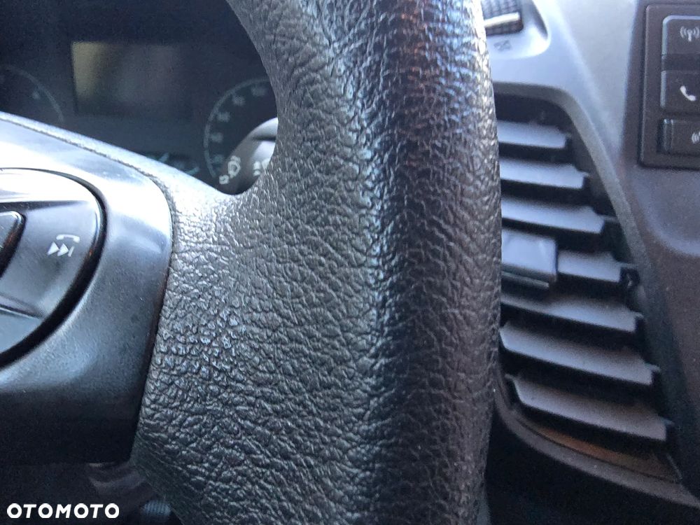 Ford Transit Connect - 13