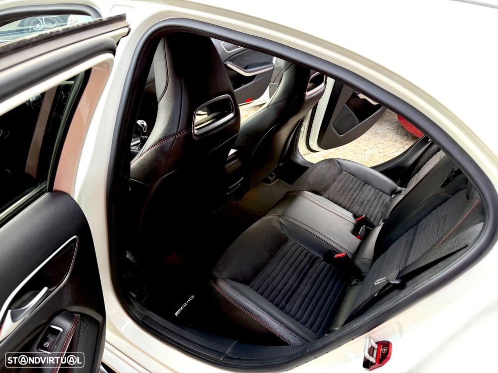 Mercedes-Benz A 180 d AMG Line - 46
