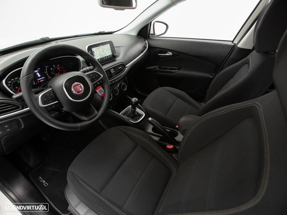 Fiat Tipo Station Wagon 1.3 M-Jet Lounge - 6