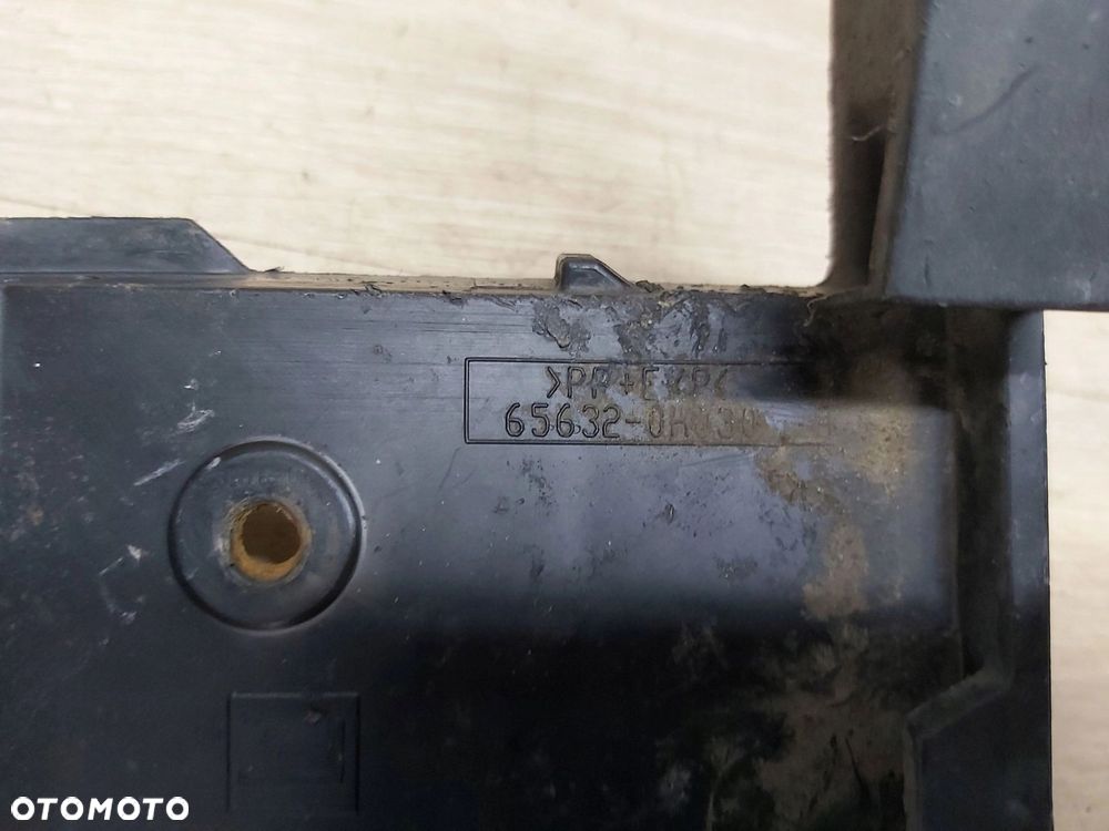 Toyota AYGO II chlapacz lewy tył zakończenie progu lewe 65632-0H030 - 2