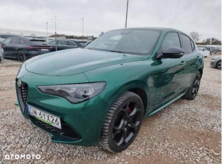 Alfa Romeo Stelvio 2.0 Turbo Tributo Italiano Q4 - 1