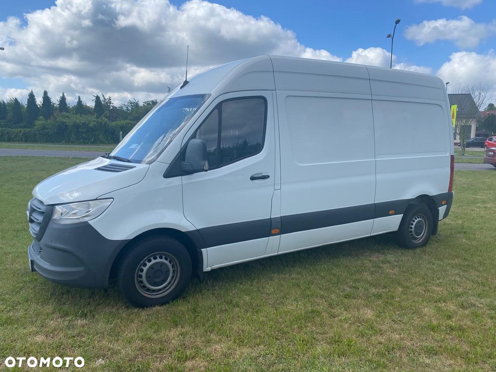 Mercedes-Benz Sprinter - 7