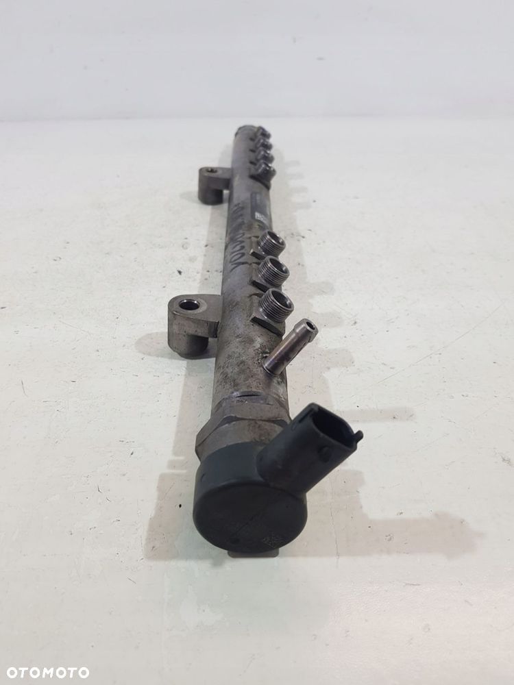 listwa wtryskowa czujniki 30777759 volvo v70 xc60 xc70 2.4 2.0d - 5