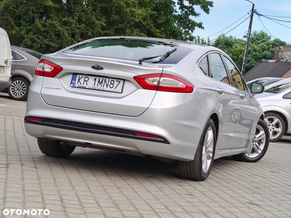 Ford Mondeo 2.0 TDCi Titanium - 11