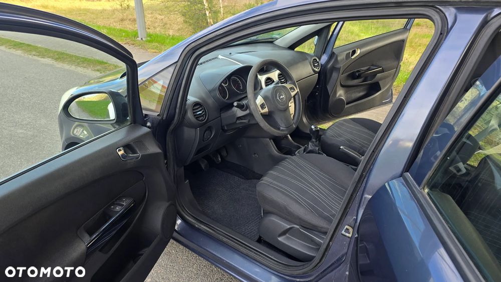 Opel Corsa 1.4 16V Selection 110 Jahre - 26