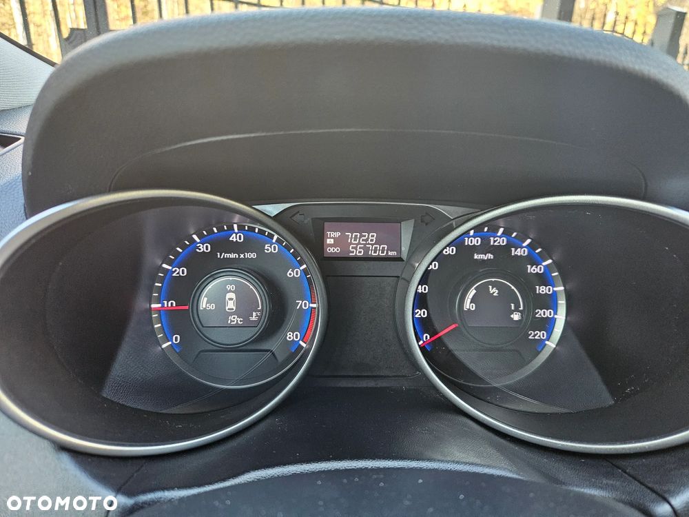 Hyundai ix35 1.6 2WD blue Trend - 31