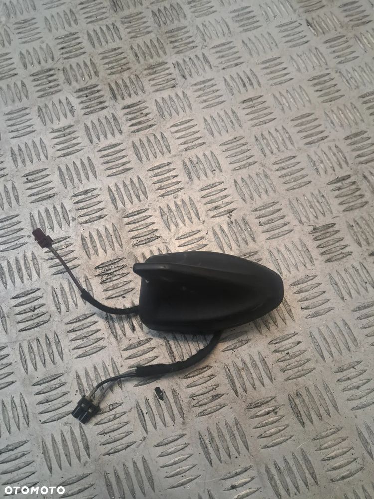 ANTENA WZMACNIACZ FORD FIESTA MK8 H1BT-19G461-JC - 4