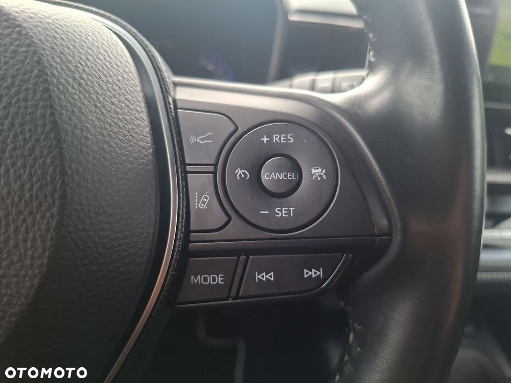 Toyota Corolla 2.0 Hybrid Comfort - 17