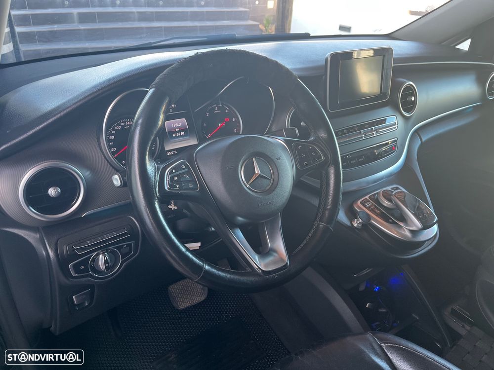 Mercedes-Benz V 220 CDI Longo Avantgarde Aut. - 15