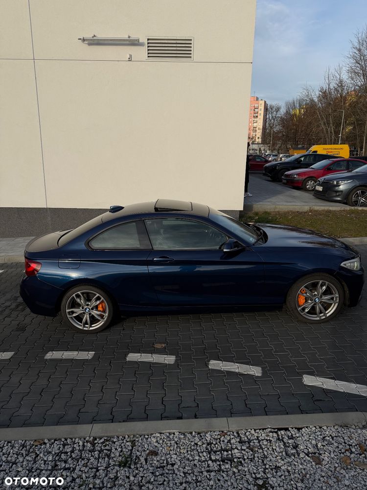 BMW Seria 2 220d Sport Line - 11