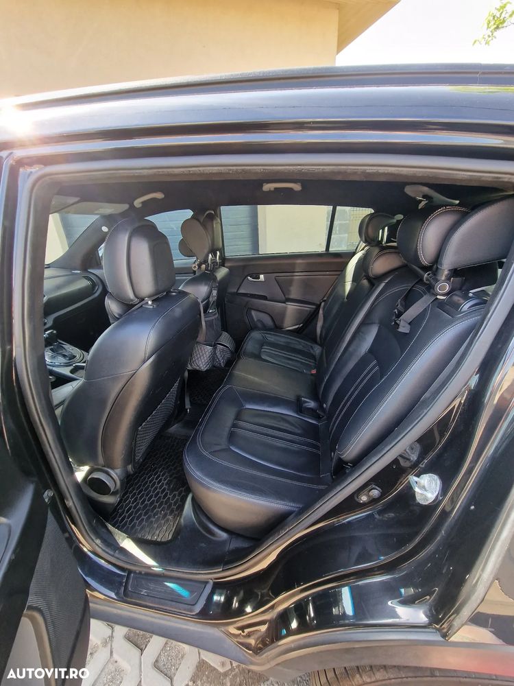 Kia Sportage - 12