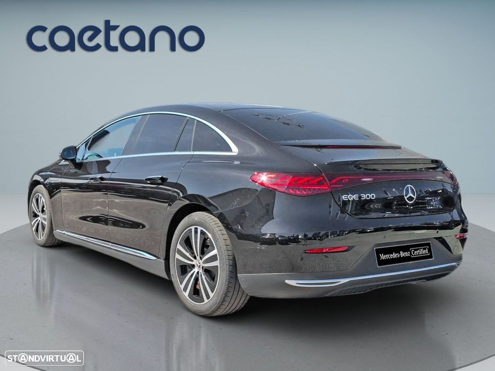 Mercedes-Benz EQE 300 Edition — fotografia 6
