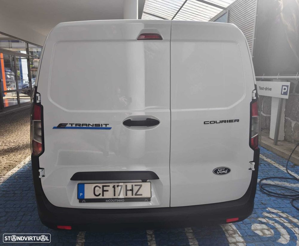 Ford Tourneo Courier 54 kWh Trend - 4