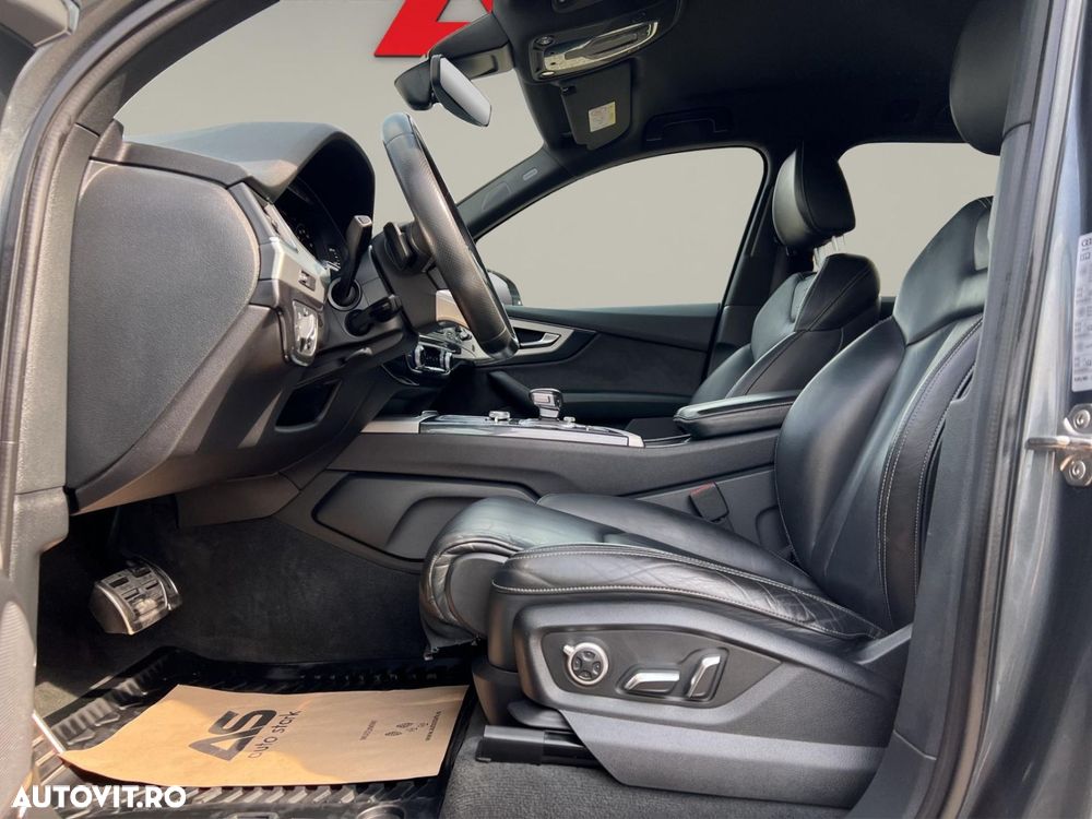 Audi Q7 3.0 50 TDI quattro Tiptronic S Line - 13