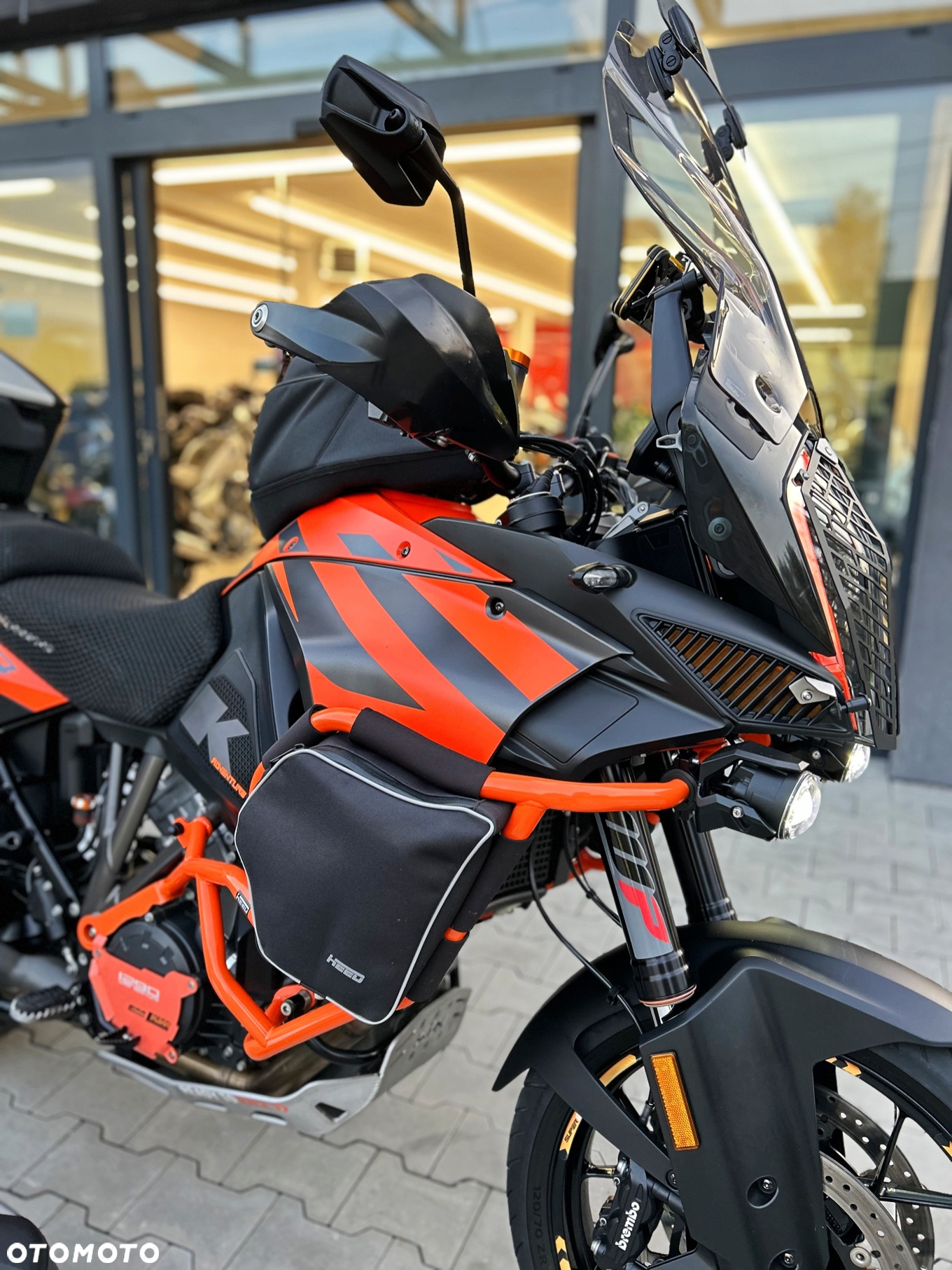 KTM Adventure - 10