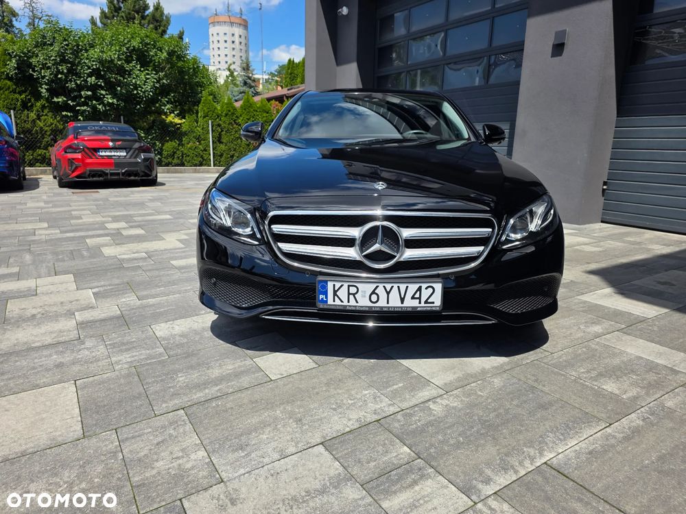 Mercedes-Benz Klasa E 220 d Business Edition 9G-TRONIC - 3