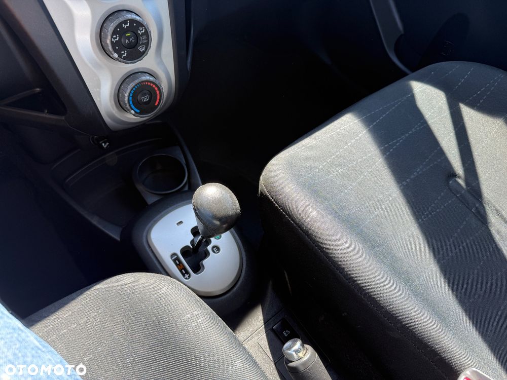 Toyota Yaris 1.3 Automatik Sol - 12