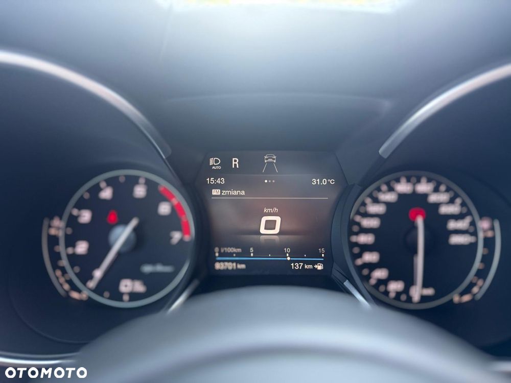 Alfa Romeo Stelvio 2.0 Turbo 16V AT8-Q4 B-Tech - 21