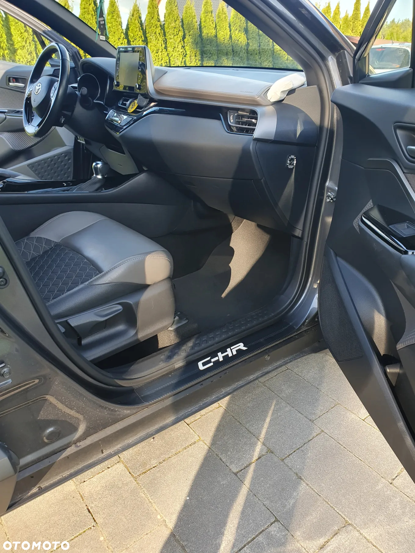 Toyota C-HR 2.0 Hybrid Executive - 9