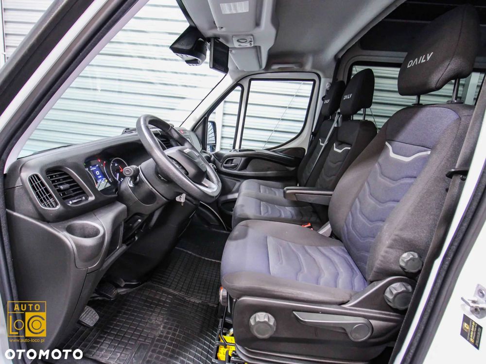 Iveco DAILY MAXI 3,0D 35S18 + BRYGADÓWKA 7 OSÓB - HAUSER !!! - 12