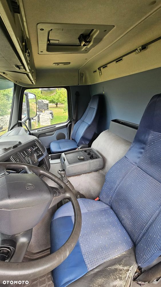 Volvo FN 300 - 6
