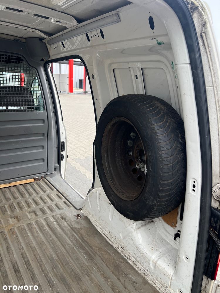 Volkswagen Caddy - 11