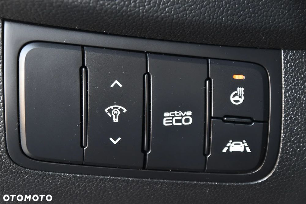 Kia Ceed 1.6 GDI DCT Platinum Edition - 24