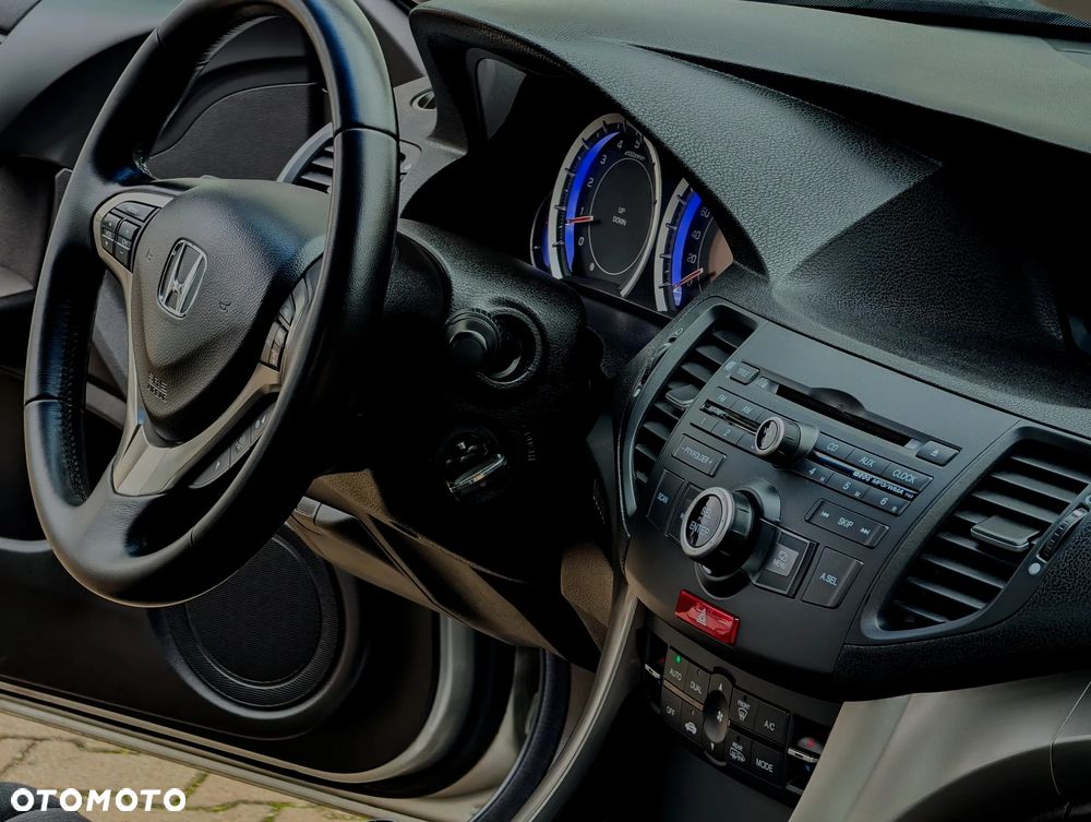 Honda Accord - 40