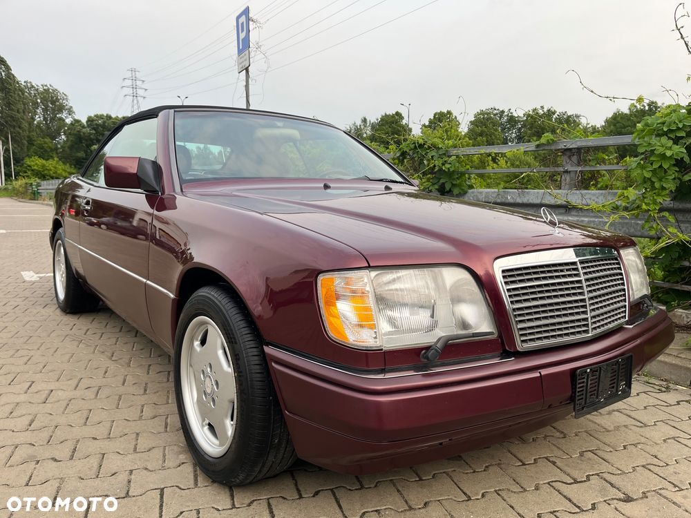 Mercedes-Benz Klasa E - 21