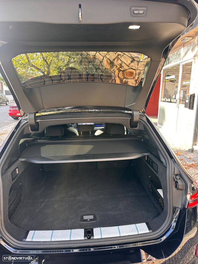 BMW i5 - 15