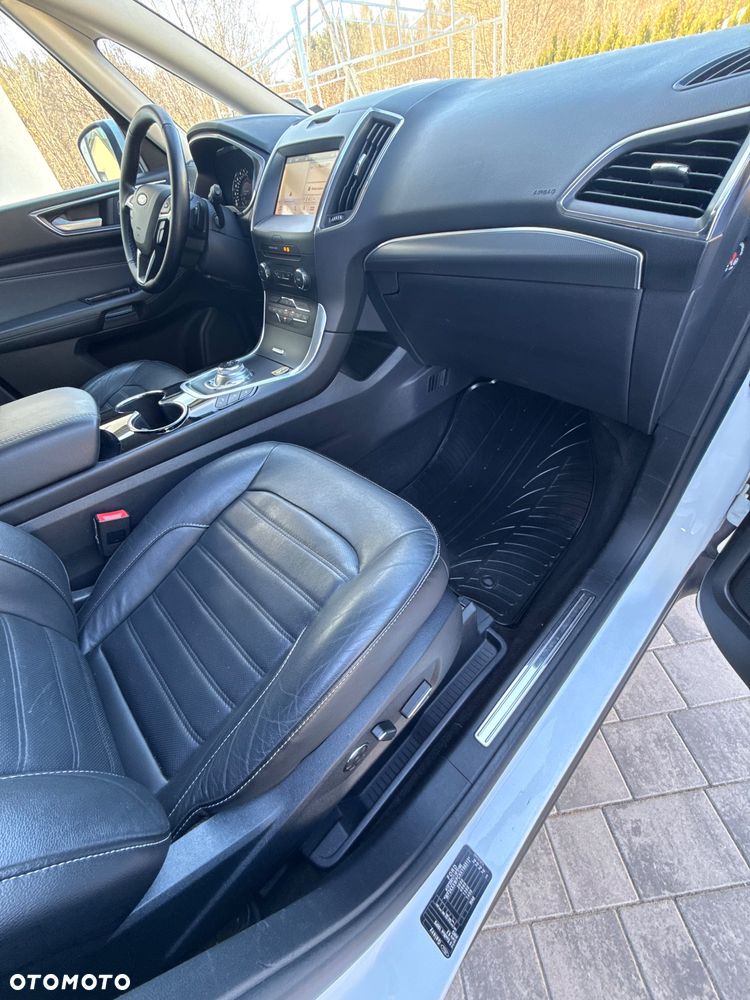 Ford Galaxy 2.0 EcoBlue 4WD Titanium - 22