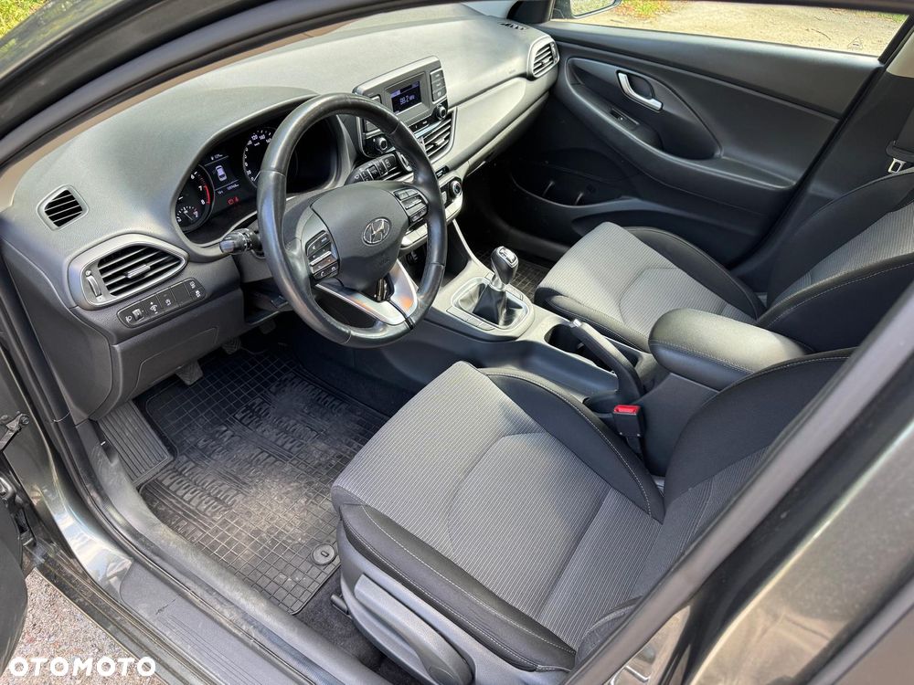 Hyundai i30 1.5 DPI Modern - 6